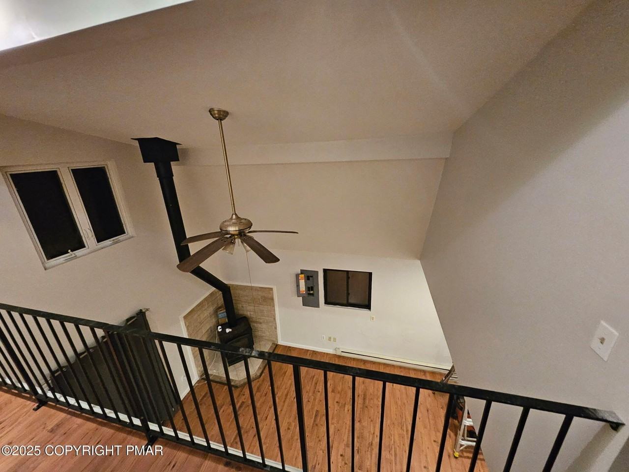 1220 Dogwood Ln - Photo 6 of 10