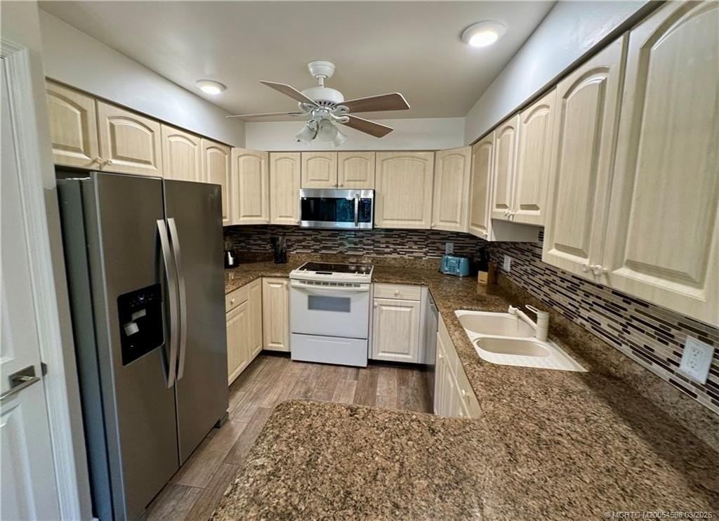 2561 Sw Egret Pond Cir - Photo 7 of 28