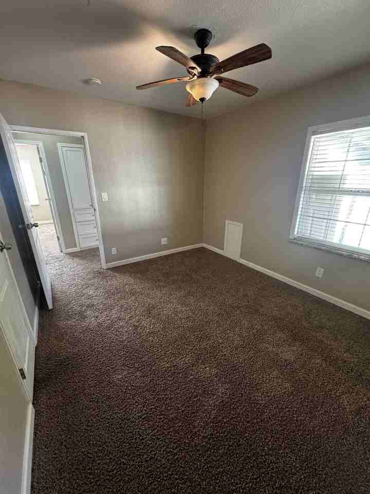 1701 Belmont St #1 - Photo 5 of 10