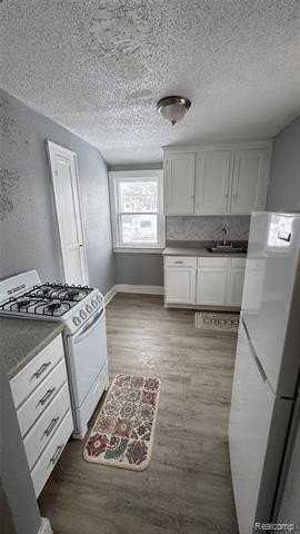 15608 Wabash Upper Street - Photo 2 of 7