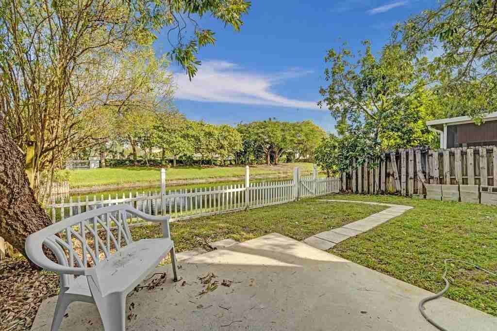 3436 Orinoco Ln - Photo 2 of 8