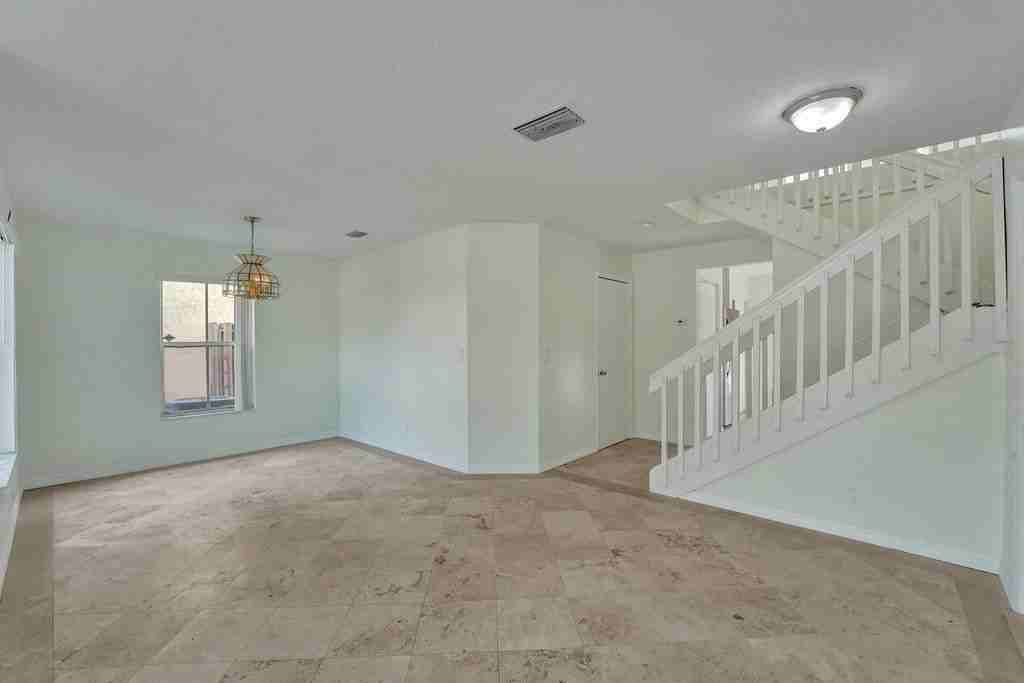 3436 Orinoco Ln - Photo 4 of 8