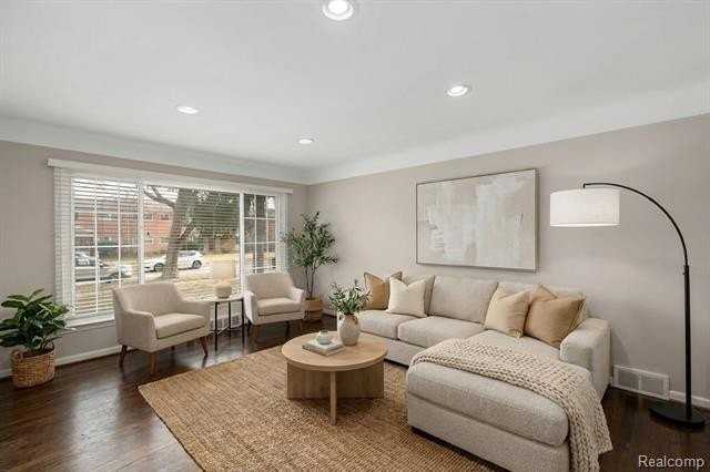 3221 Shenandoah Dr - Photo 3 of 24