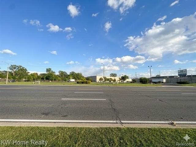 20800 Groesbeck Hwy - Photo 7 of 8