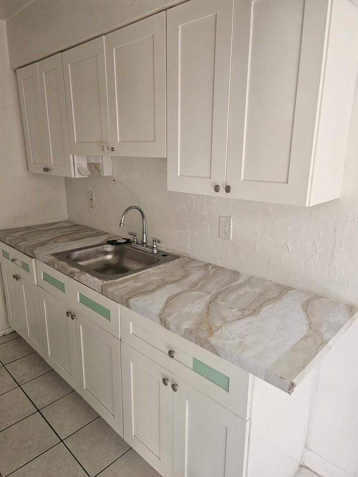 4140 Nw 30th Ter - Photo 6 of 7