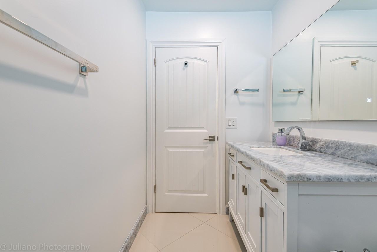 1510 Se 14th Ct - Photo 5 of 27