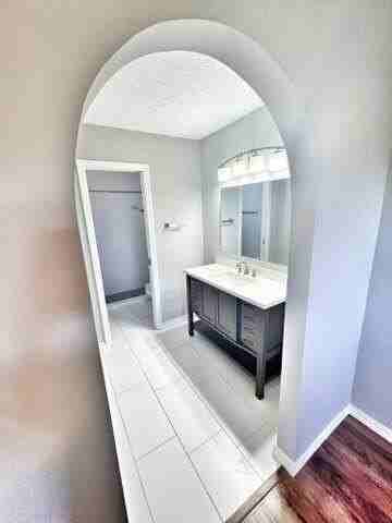 1365 Se Bayharbor St - Photo 6 of 19