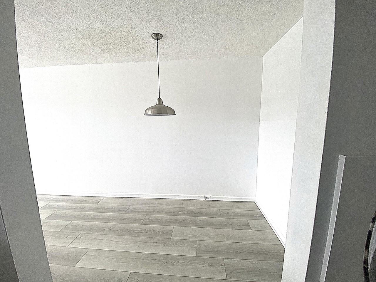 98 Tilford E - Photo 7 of 50