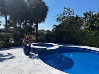 2941 Twin Oaks Way - Photo 3 of 33