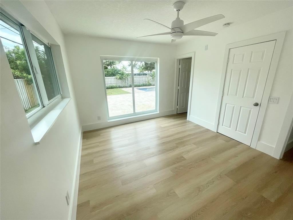 924 Sw 11th St - Photo 7 of 18