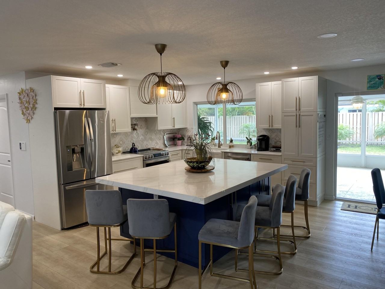 1050 Nw 6th Ter - Photo 2 of 8