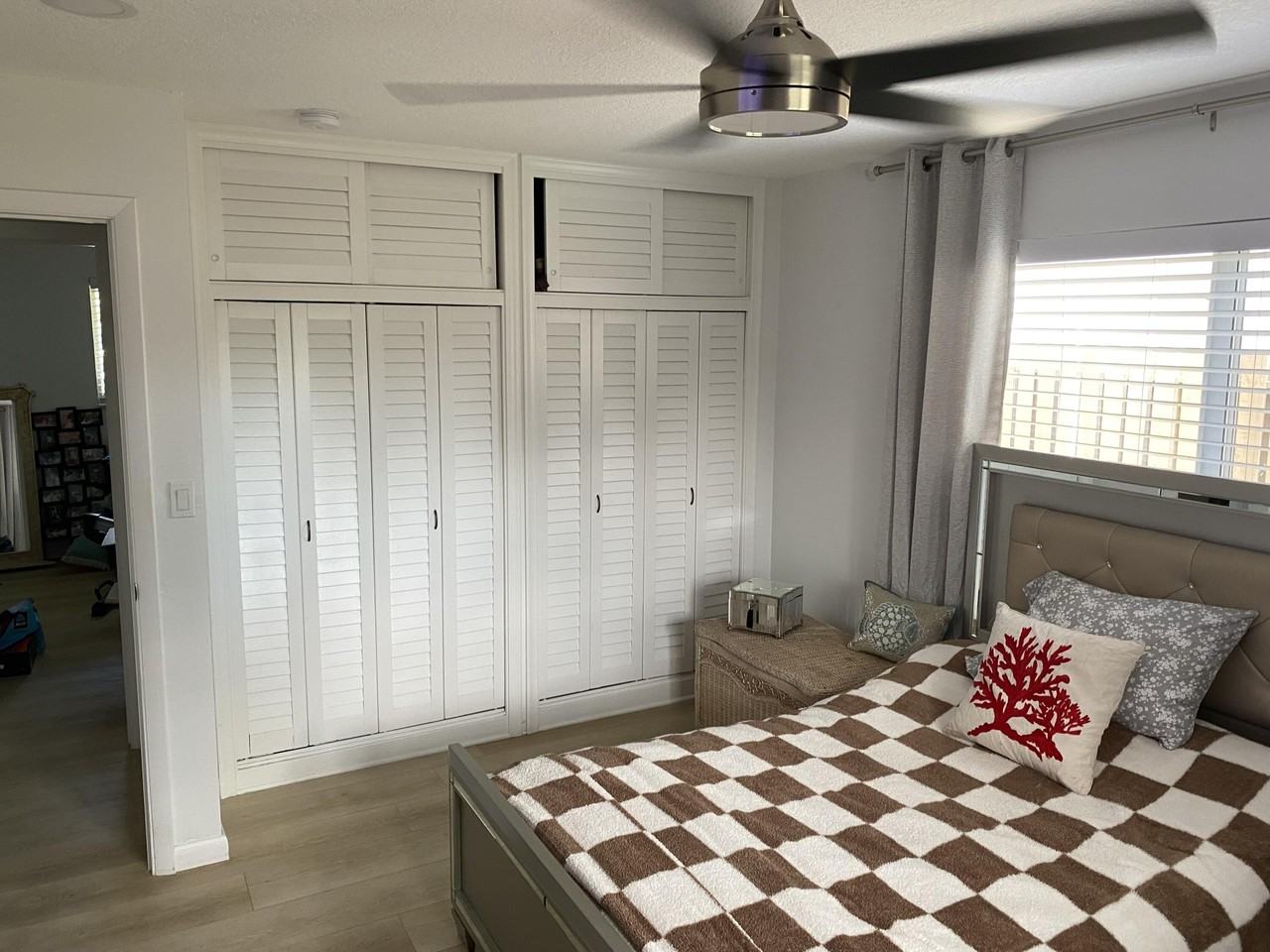 1050 Nw 6th Ter - Photo 6 of 8