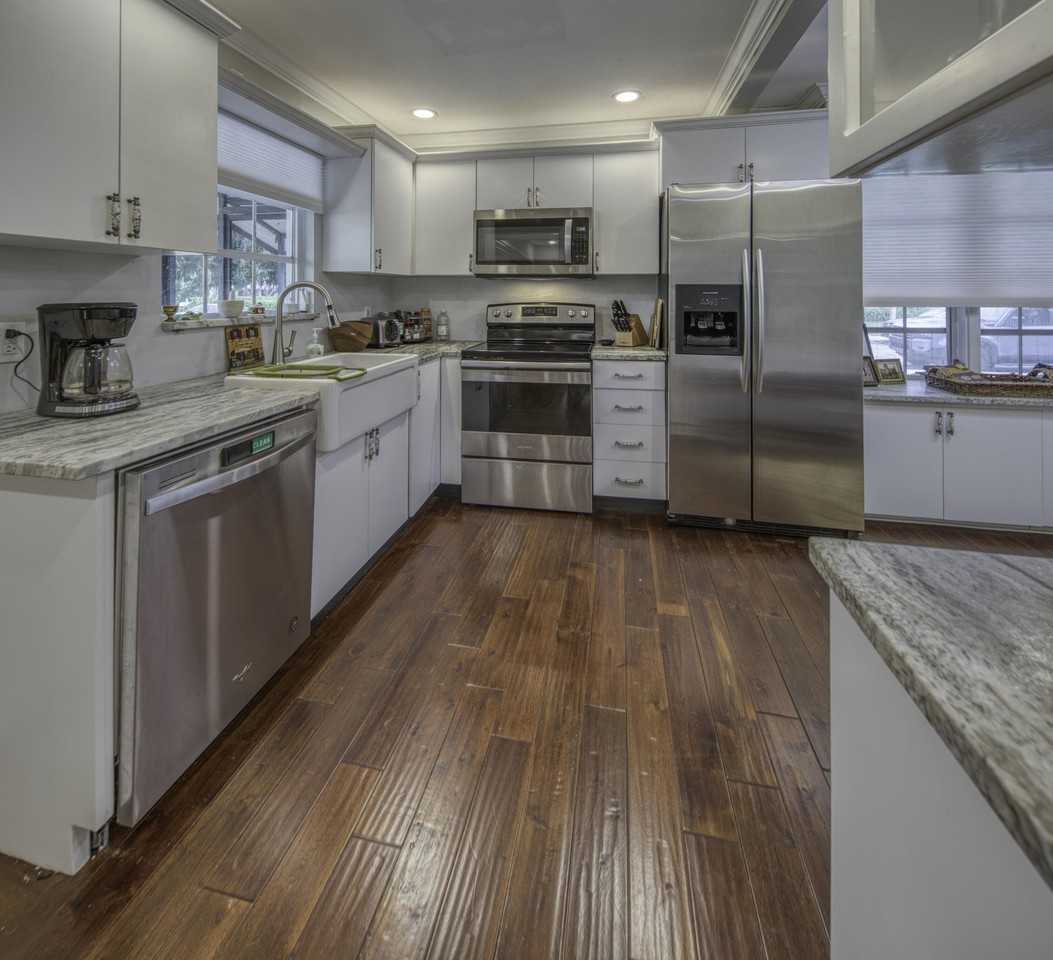 216 S Ocean Breeze Unit Main - Photo 4 of 29