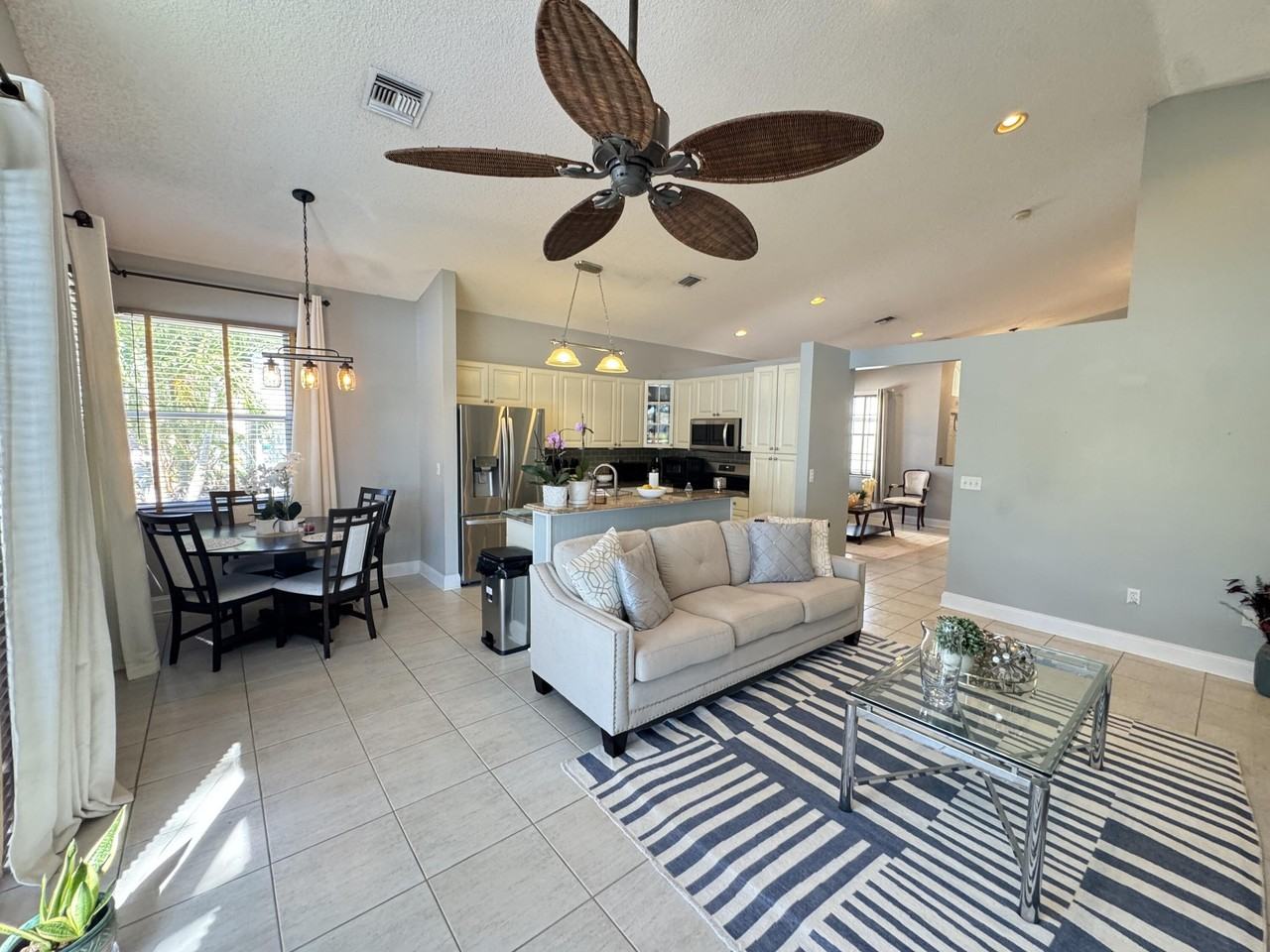 7841 Rockport Cir - Photo 7 of 24