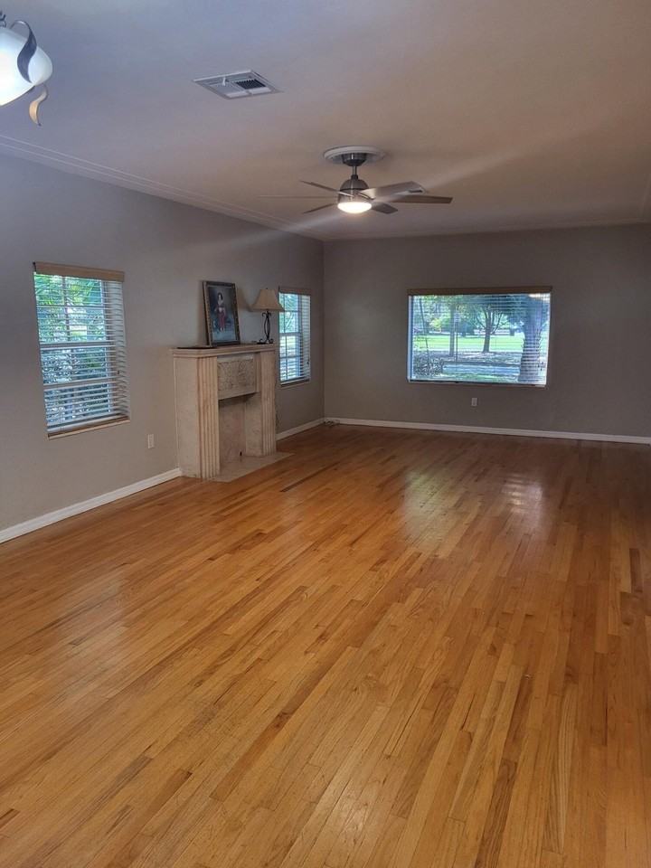 6625 Nervia St - Photo 2 of 11