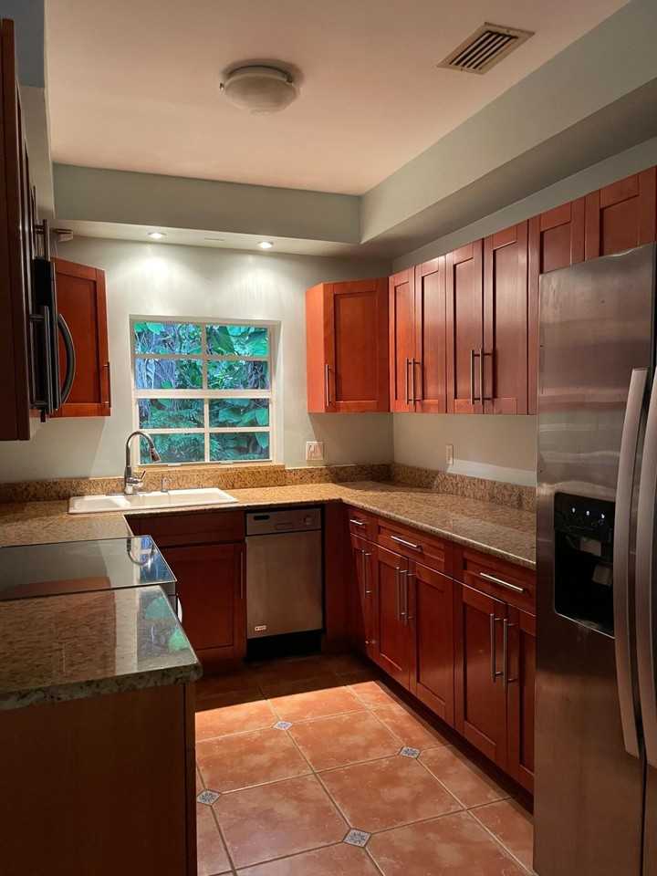 6625 Nervia St - Photo 4 of 11