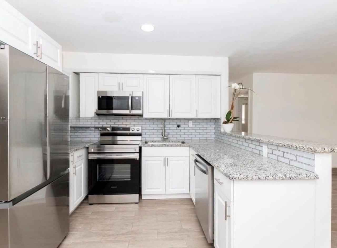 1398 Sw 47th Ter - Photo 6 of 13