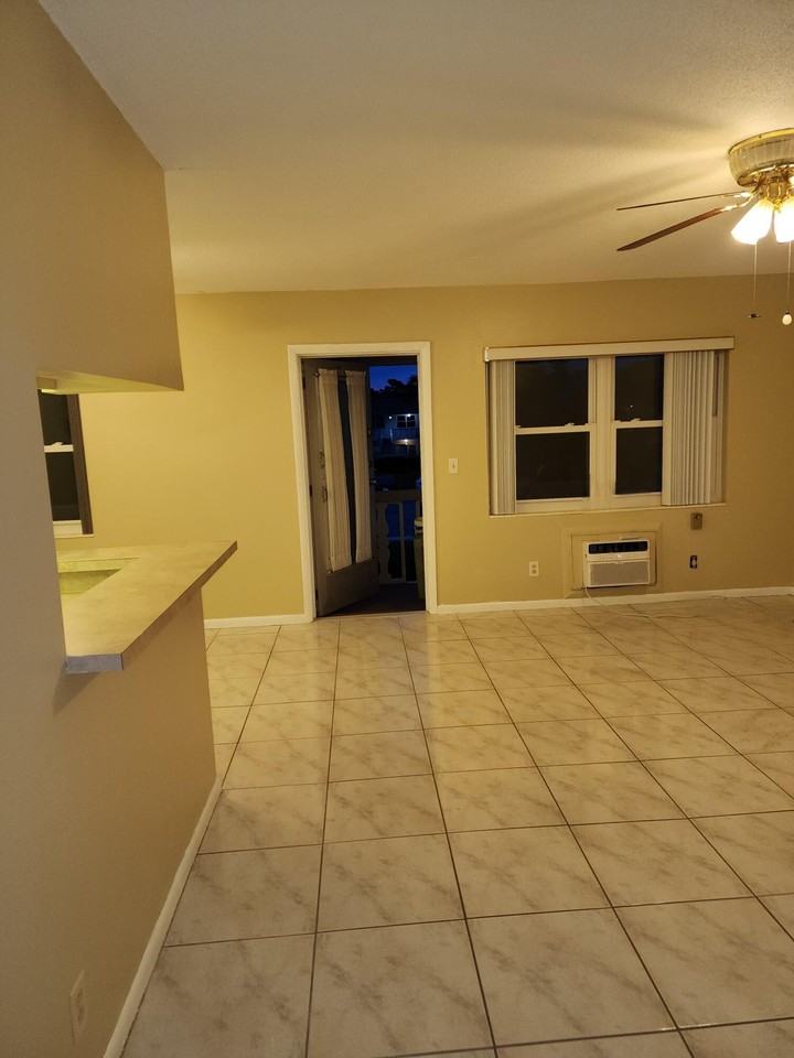 239 Coventry J - Photo 3 of 7