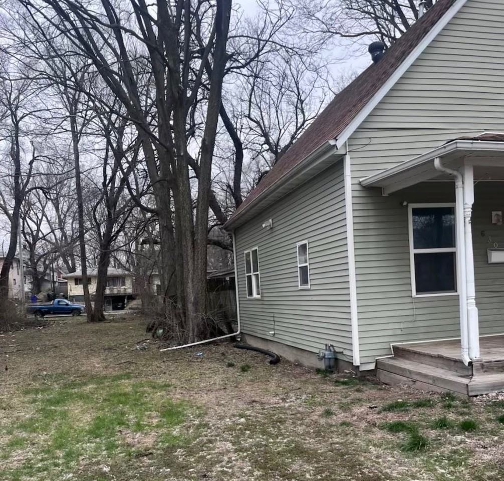 630 W Marietta St #1 - Photo 4 of 21