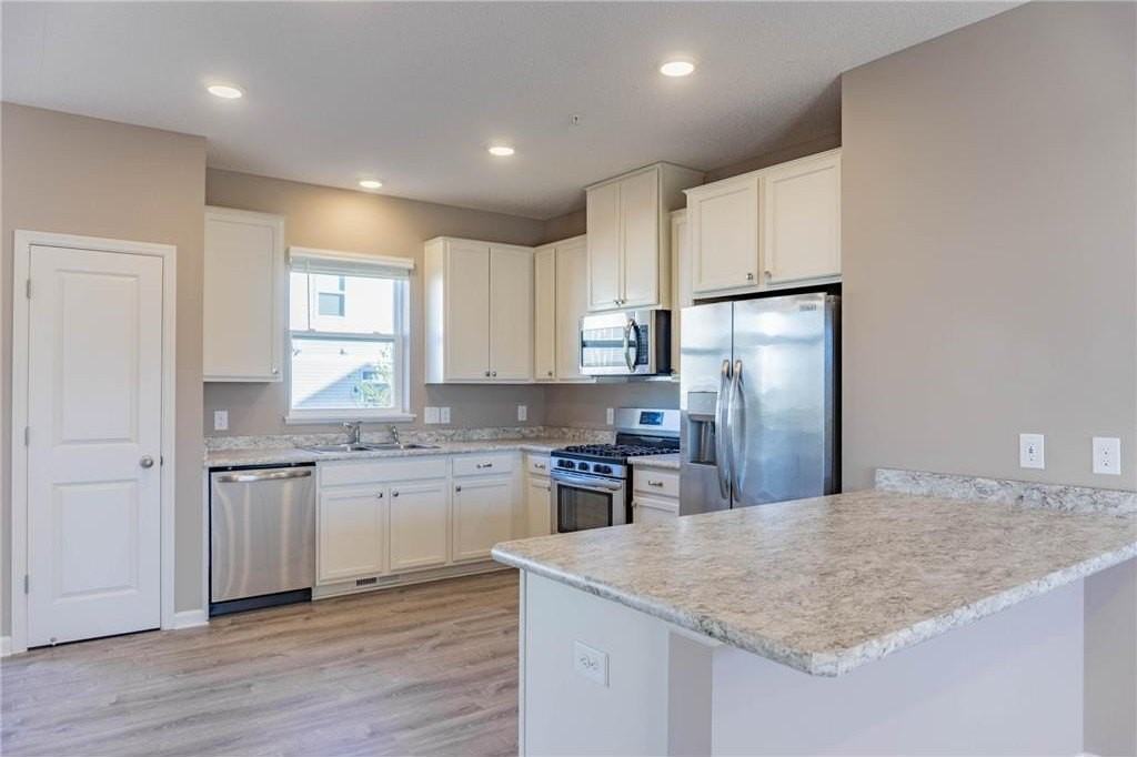 1619 Windigo Ln - Photo 5 of 50