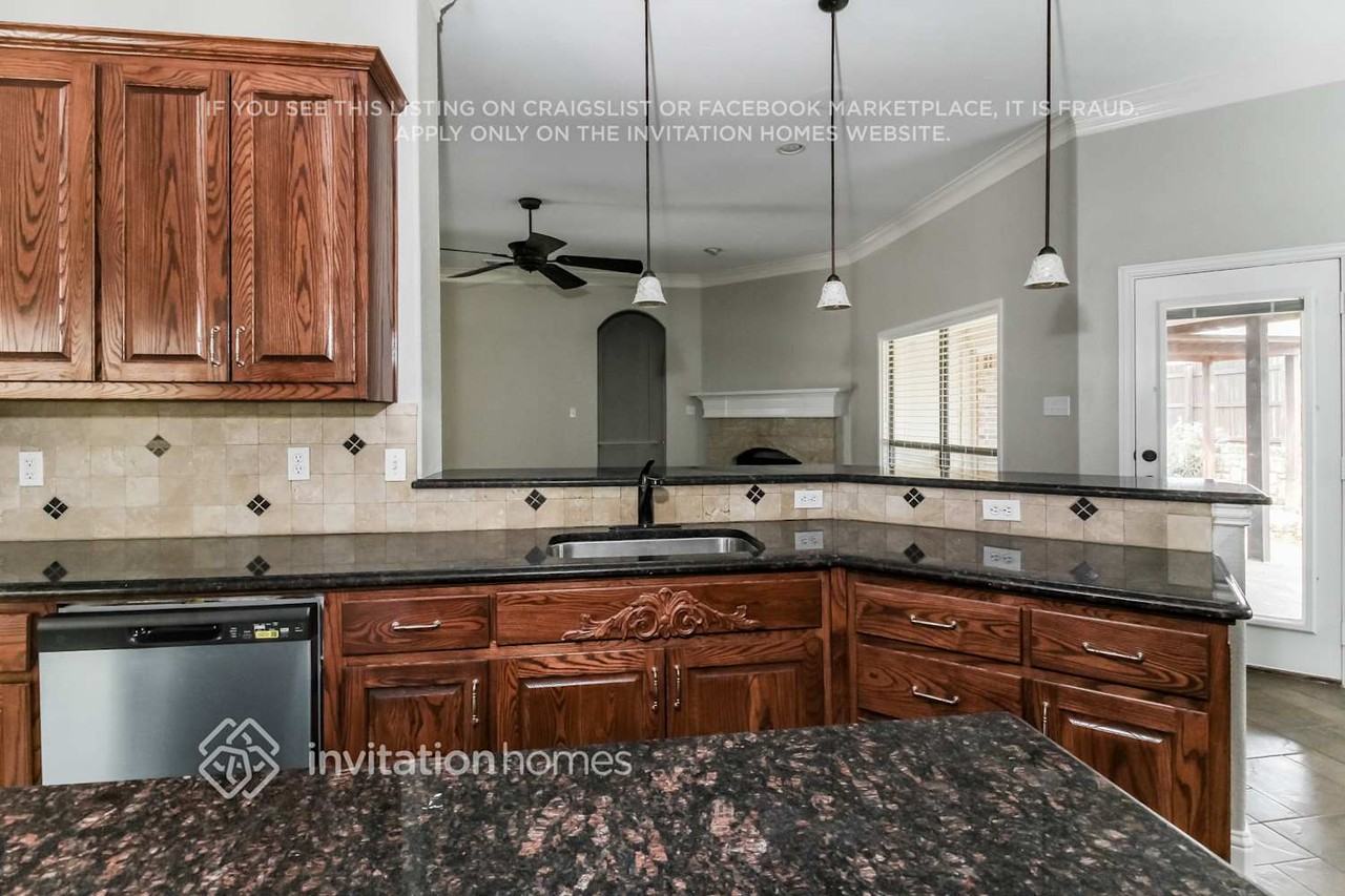 134 Muirfield Dr - Photo 6 of 15