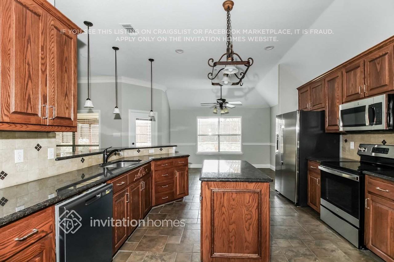 134 Muirfield Dr - Photo 7 of 15