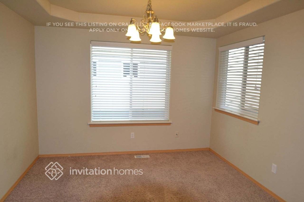 18403 96th Ave E - Photo 4 of 14