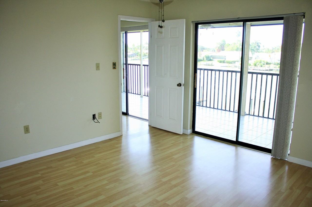 325 S Banana River Blvd Apt 209 - Photo 7 of 22