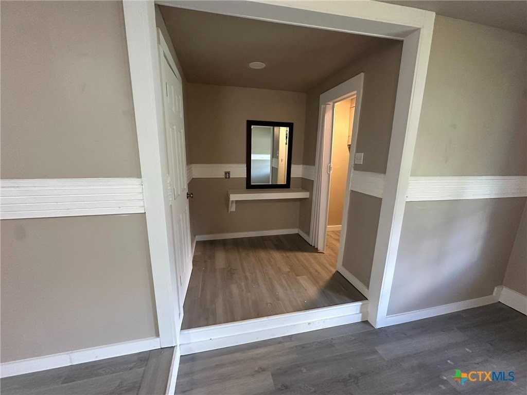 1903 Glendale St - Photo 6 of 11