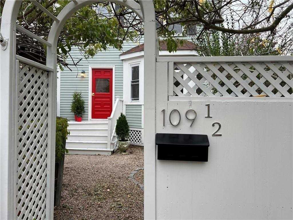 109 2nd St - Photo 2 of 22