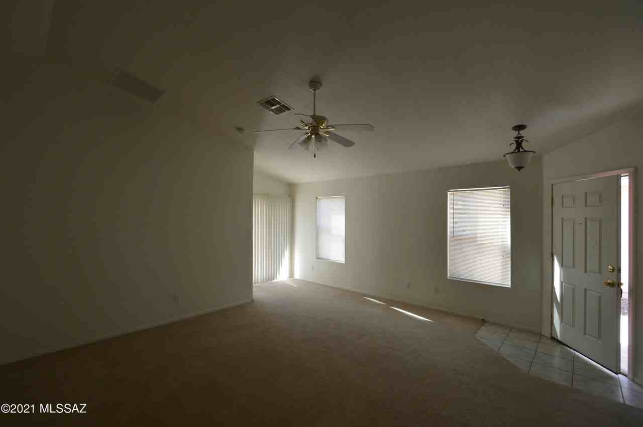 7925 W Mural Hill Dr - Photo 6 of 12