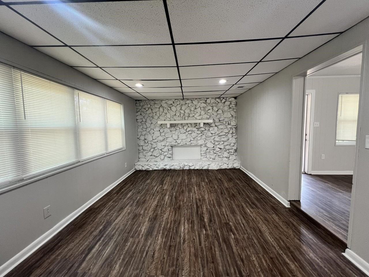 2613 Rippee Rd - Photo 3 of 17