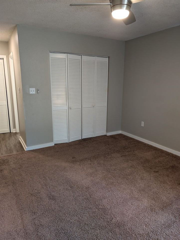 447 Cactus St - Photo 7 of 15