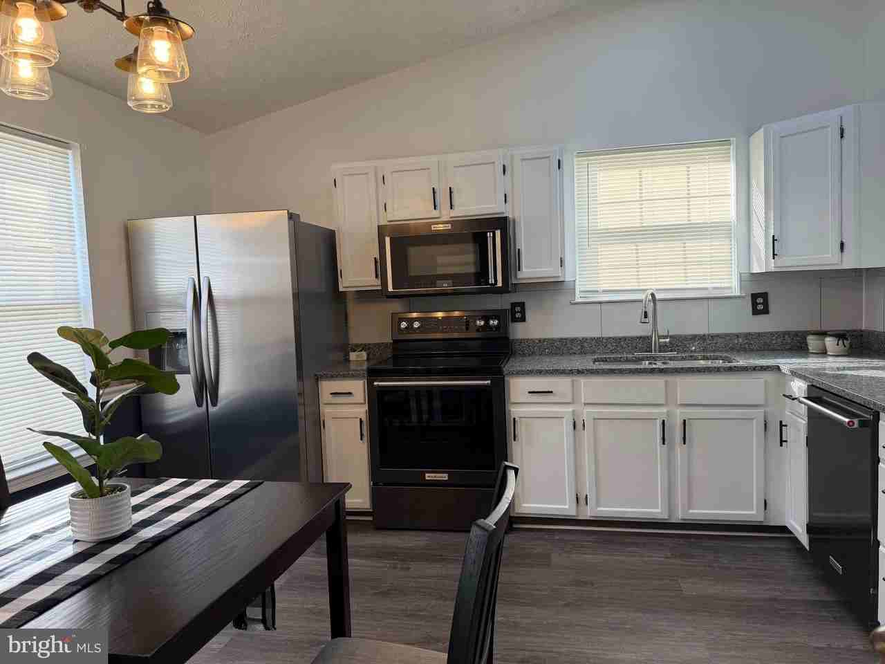 1515 Baby Baer Ct - Photo 5 of 18