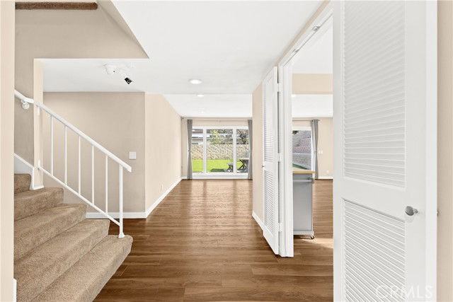 12110 Bowmore Ave - Photo 2 of 8