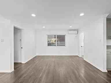 408 Spencer St #A - Photo 3 of 7