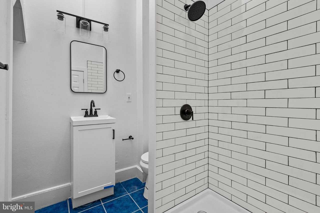 1308 W Lexington St Apt 3f - Photo 2 of 14