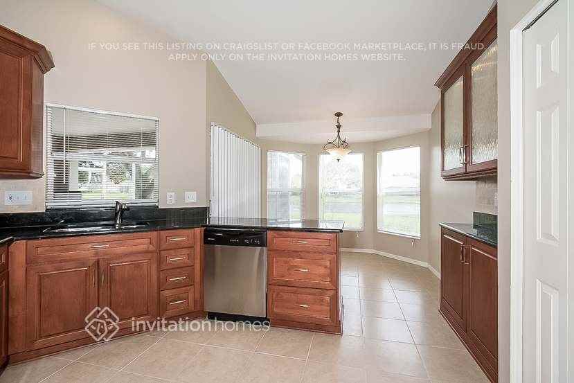 3437 Silver Meadow Way - Photo 5 of 13