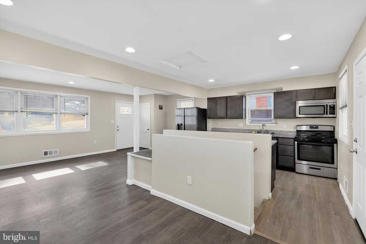 3666 Clifmar Rd - Photo 4 of 17