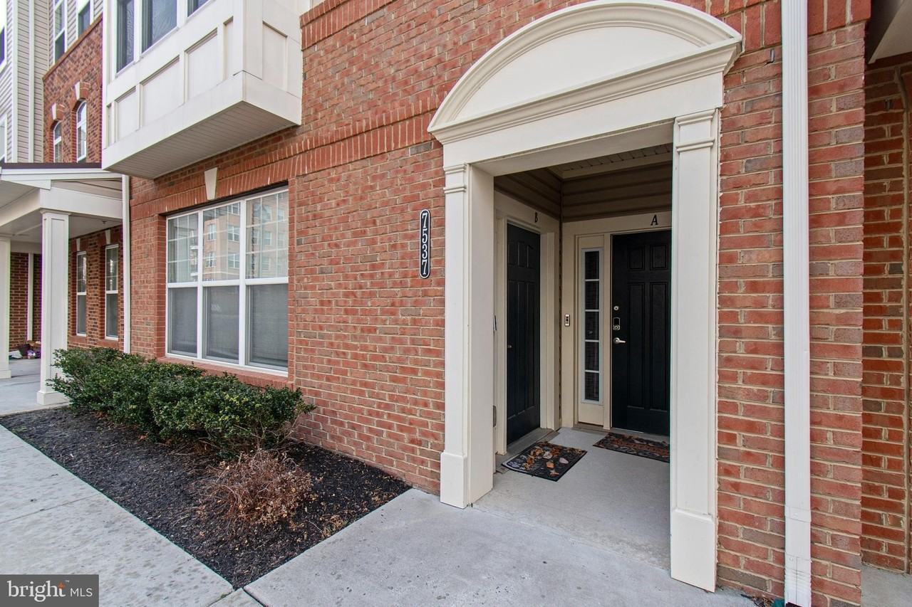 7537 Crowley St Unit B - Photo 3 of 48