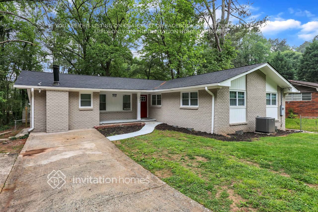 1949 Fort Valley Dr - Photo 3 of 29