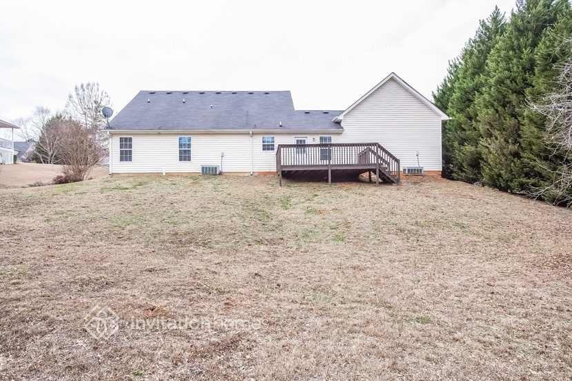 210 Berkshire Pass - Photo 3 of 5