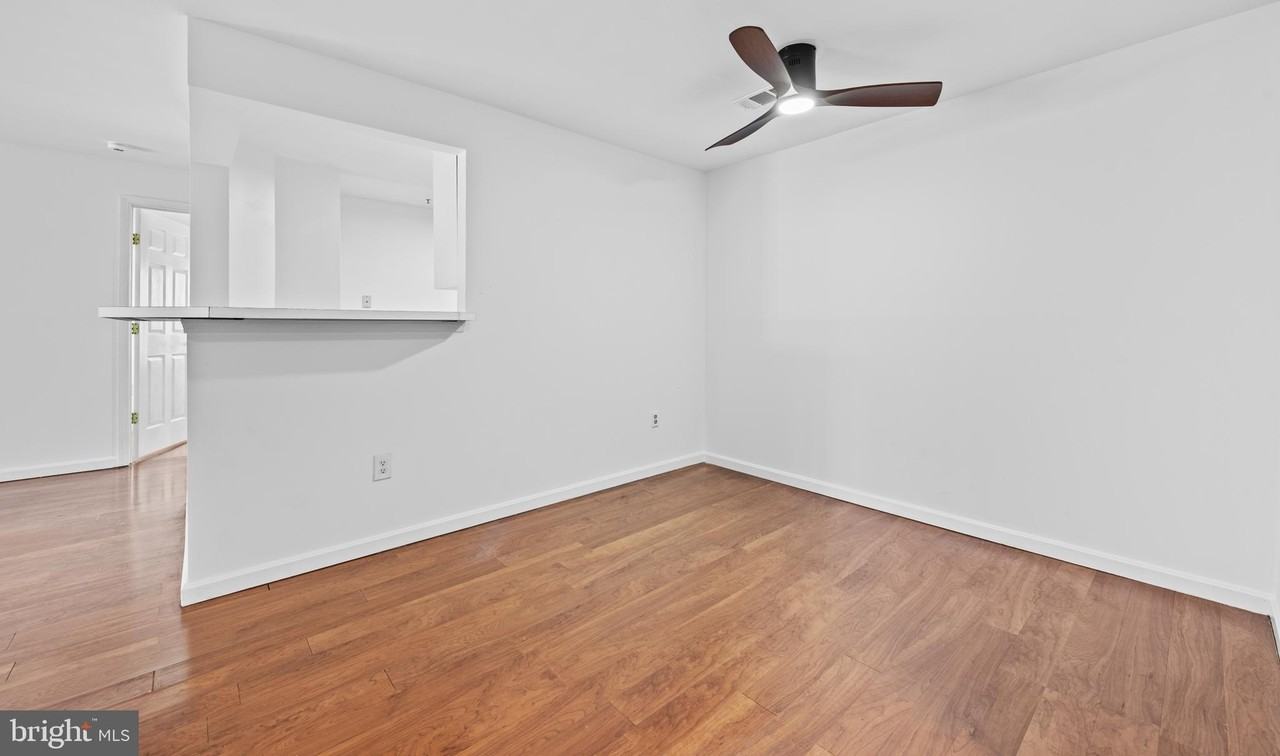 11804 Eton Manor Dr Apt 201 - Photo 5 of 21