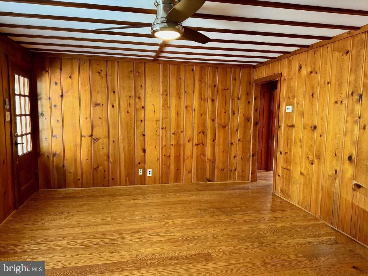 1176 Stokes Rd - Photo 7 of 27