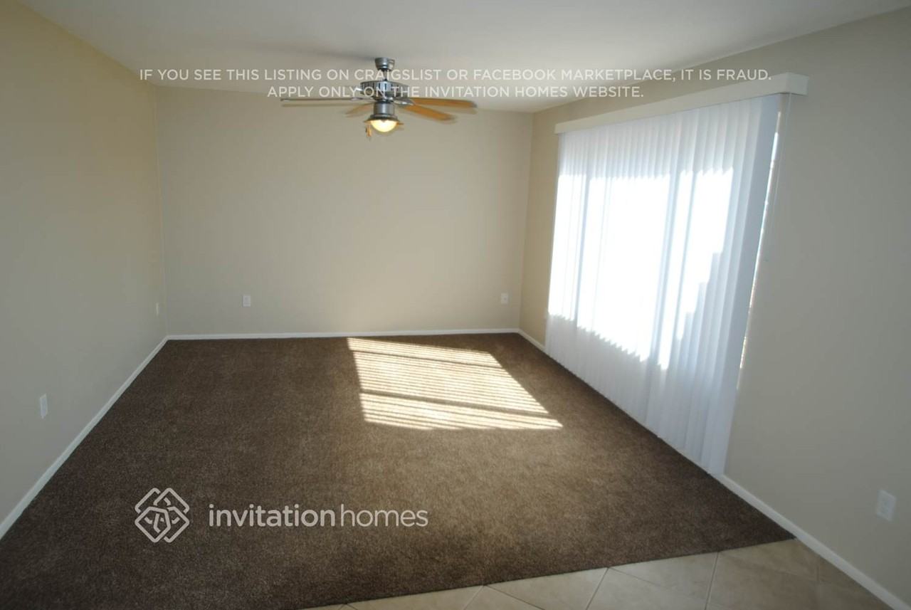 7132 W Beryl Ave - Photo 3 of 12