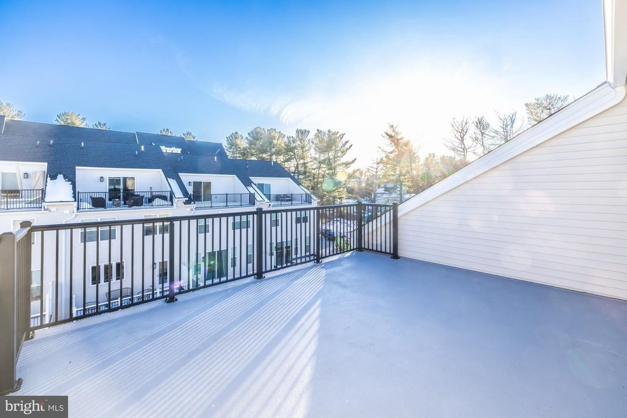 302 Star Tavern Ln - Photo 4 of 45