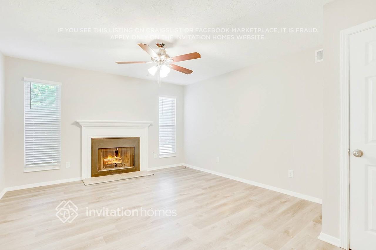 760 Brittany Ct - Photo 6 of 24