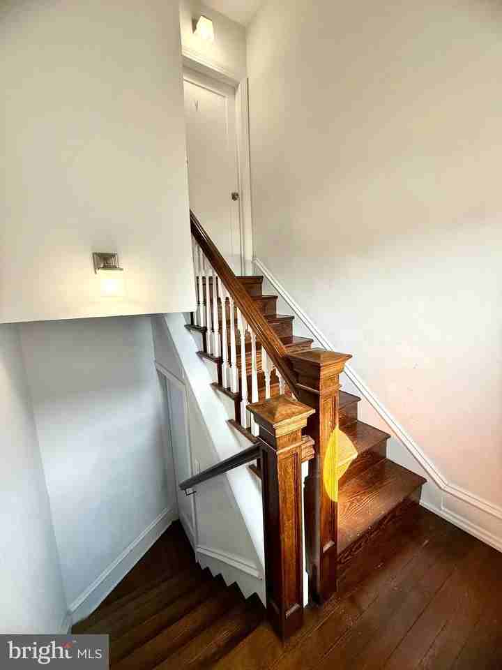 815 Fayette St Apt 3 - Photo 3 of 35