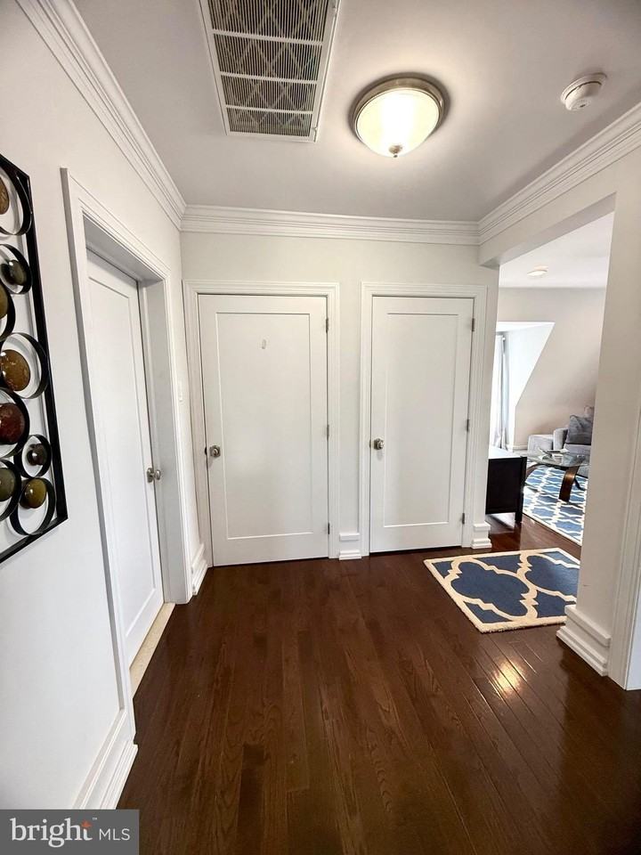 815 Fayette St Apt 3 - Photo 6 of 35