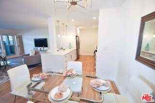 2021 California Ave #2 - Photo 5 of 8